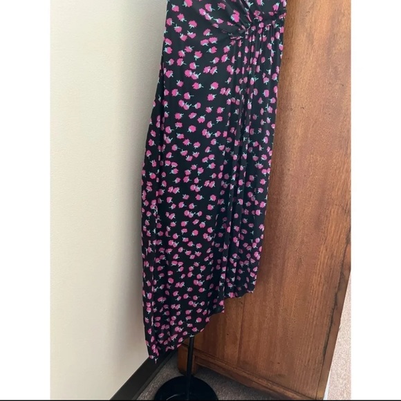 Dress - Picture 4 of 6